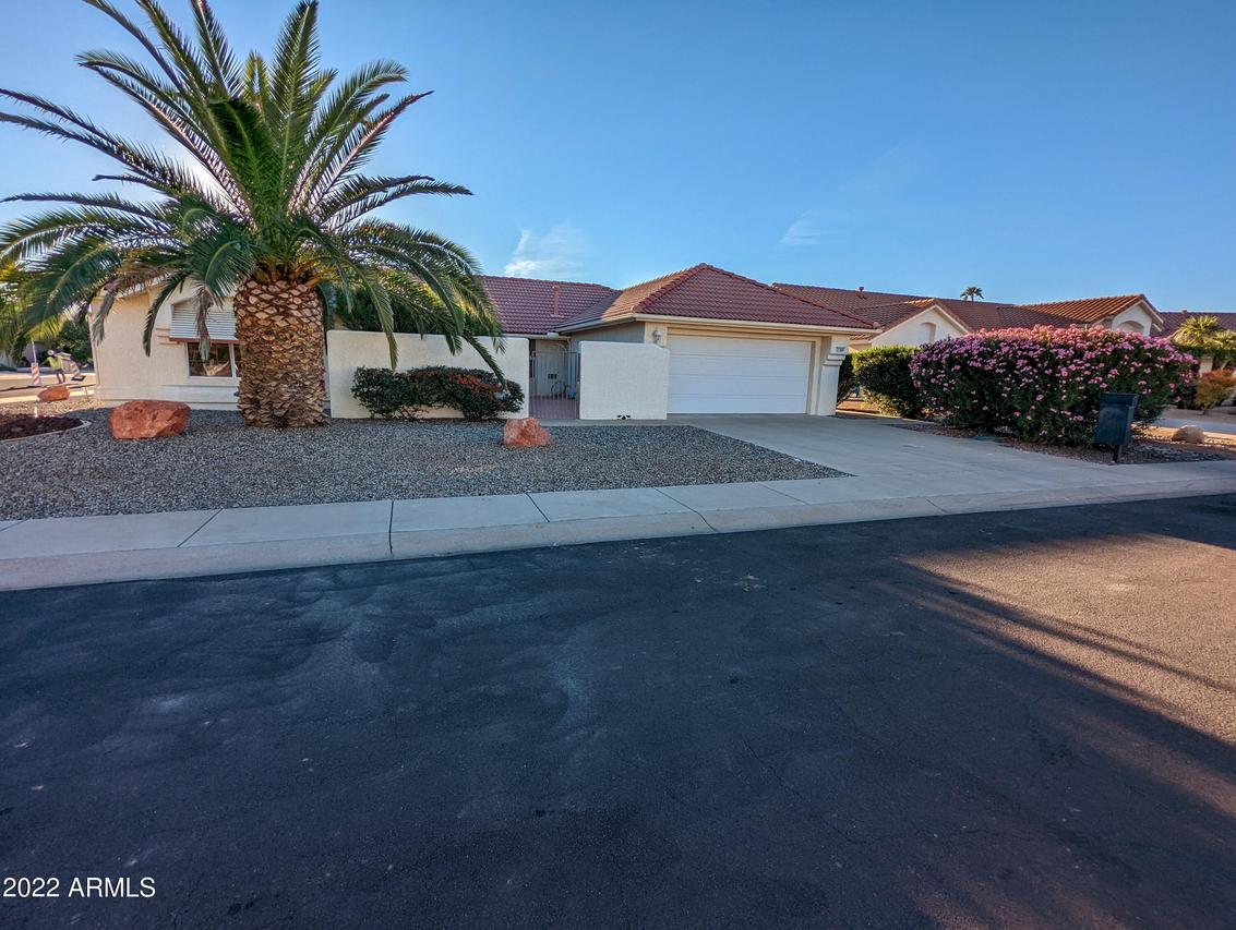 21604 N 146th Dr., Sun City West, AZ 85375