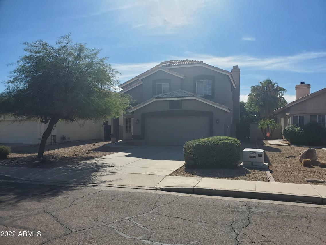 4513 E Woodland Dr., Phoenix, AZ 85048