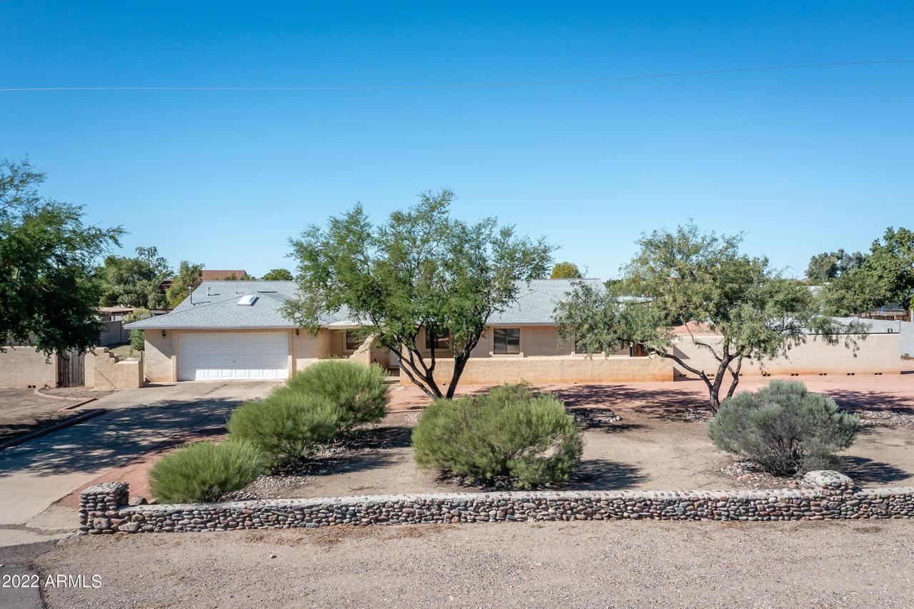 22406 N 89th Ave., Peoria, AZ 85383