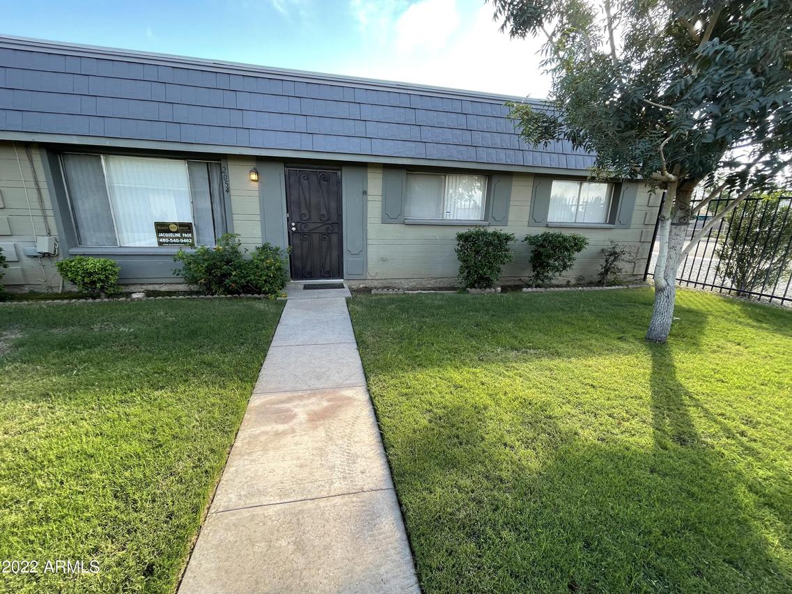 2054 W Elm St., Phoenix, AZ 85015