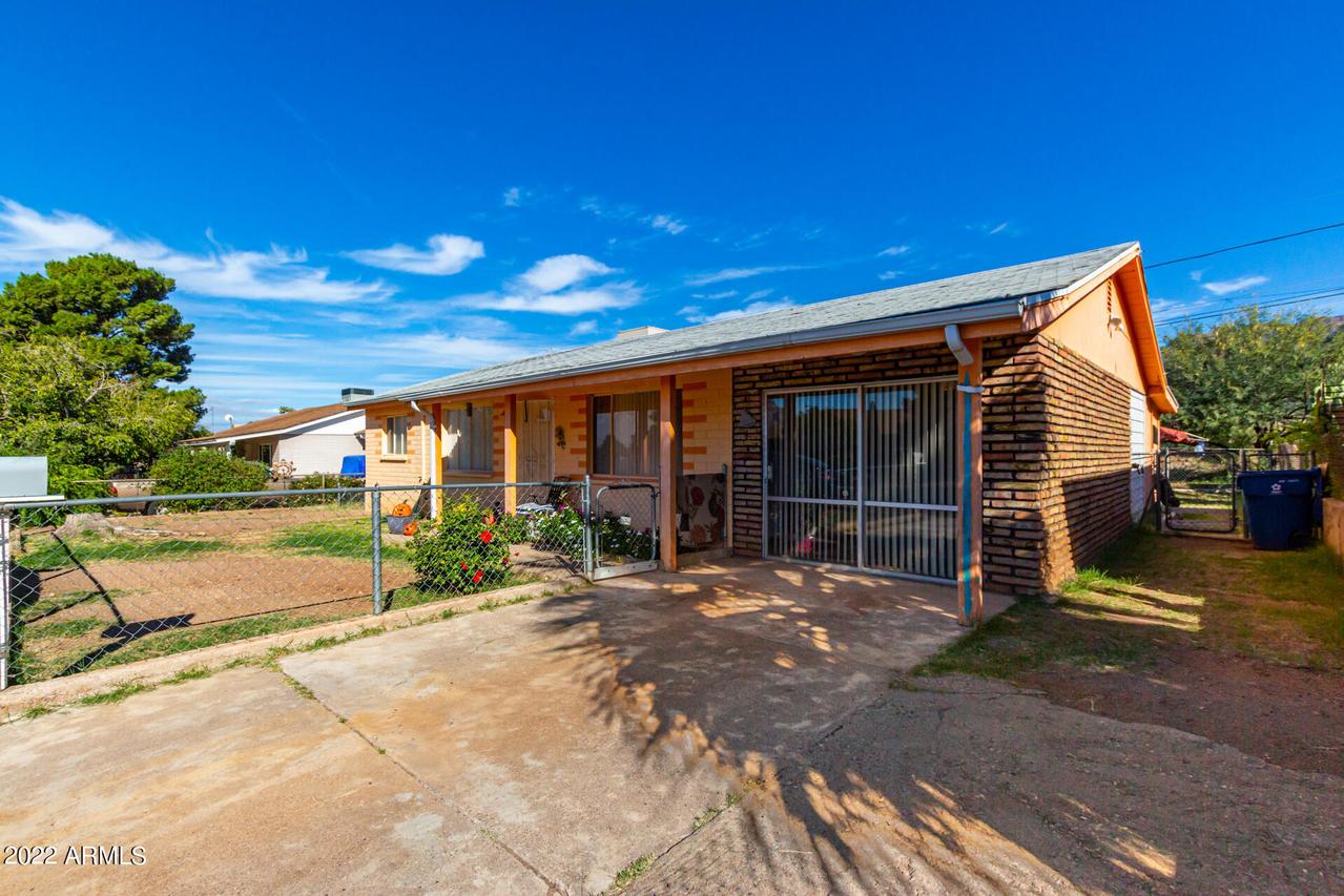 203 W Palo Verde Dr., Superior, AZ 85173