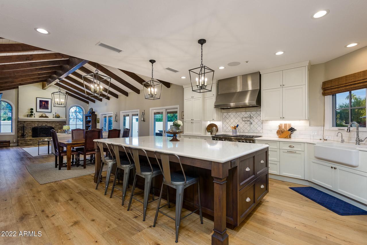 8281 E Windrose Dr., Scottsdale, AZ 85260
