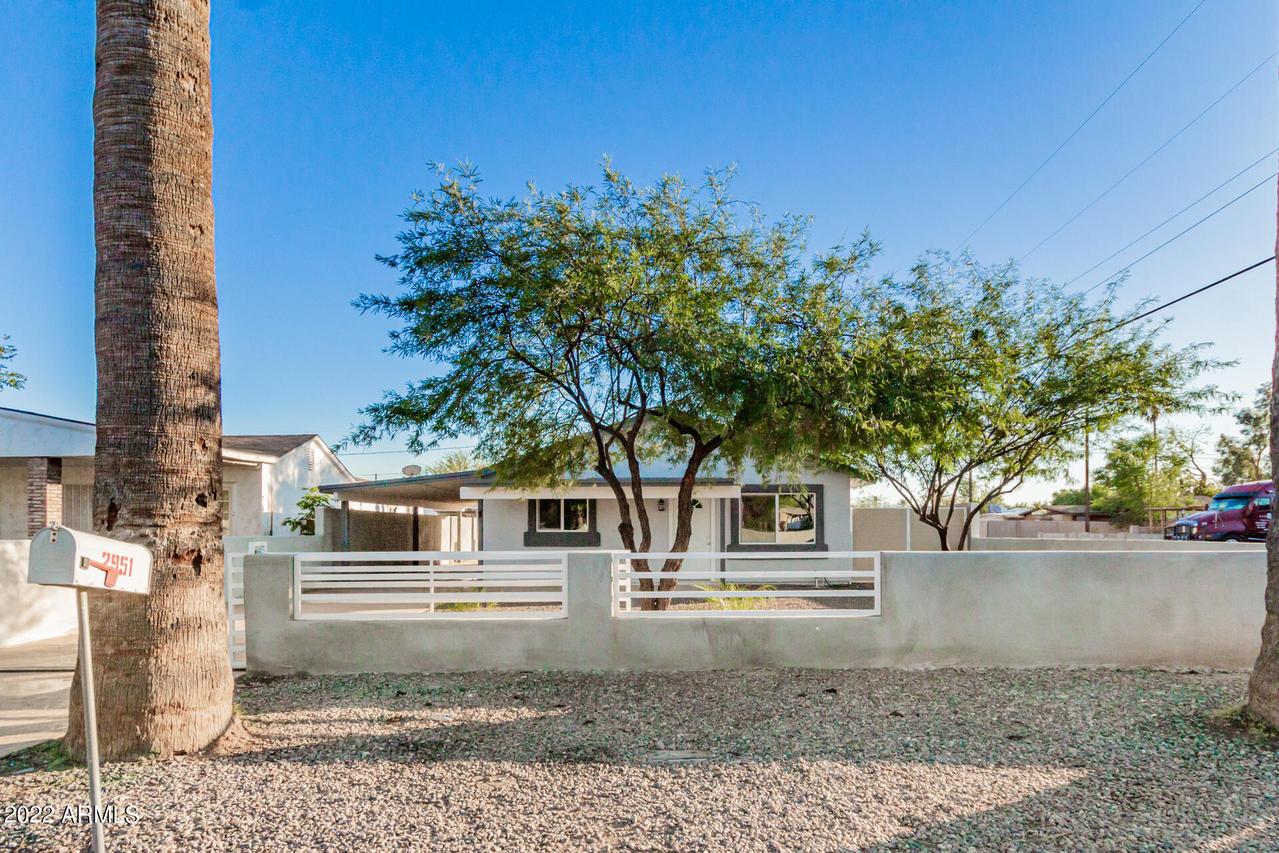 2951 W Holly St., Phoenix, AZ 85009