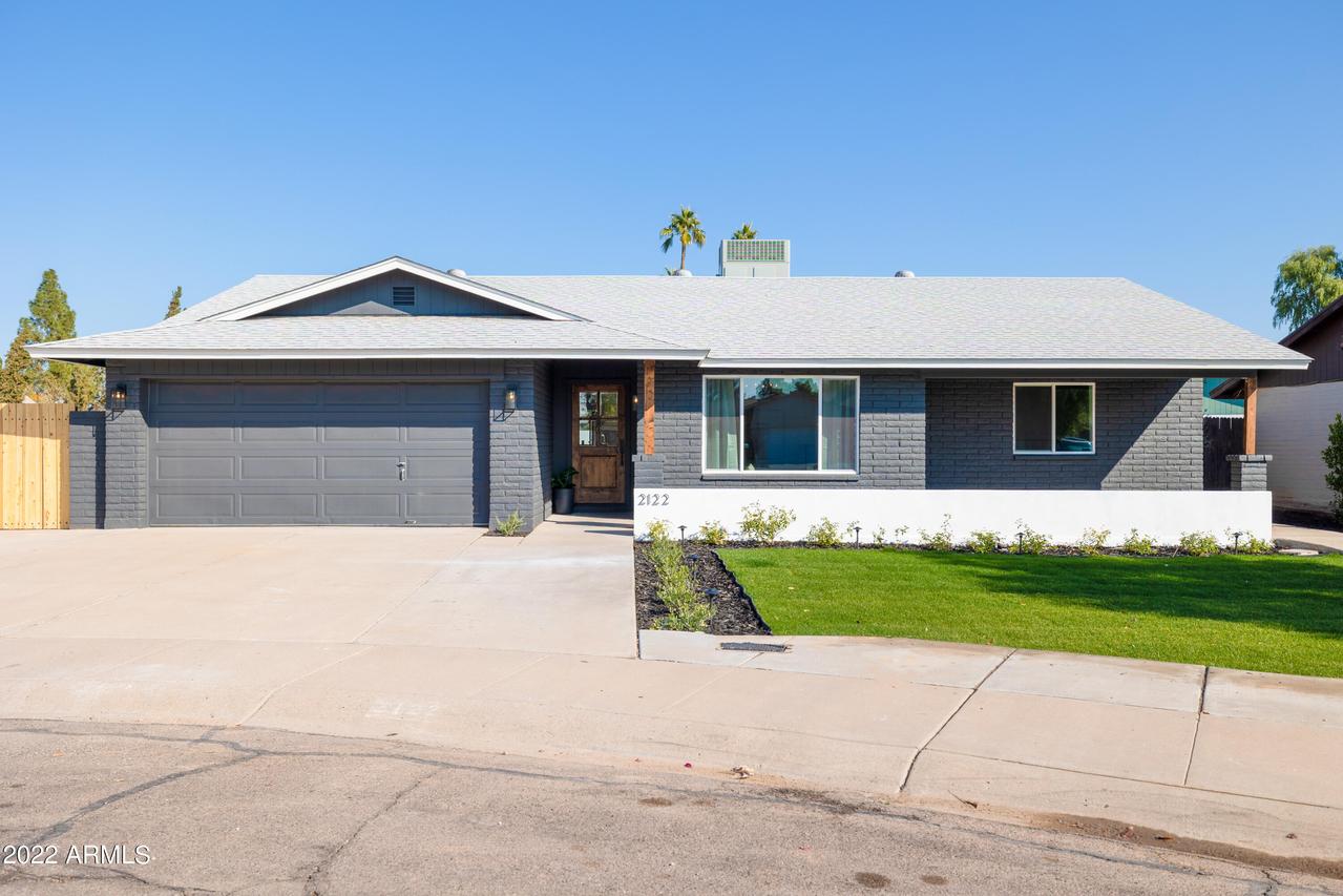 2122 E La Donna Dr., Tempe, AZ 85283