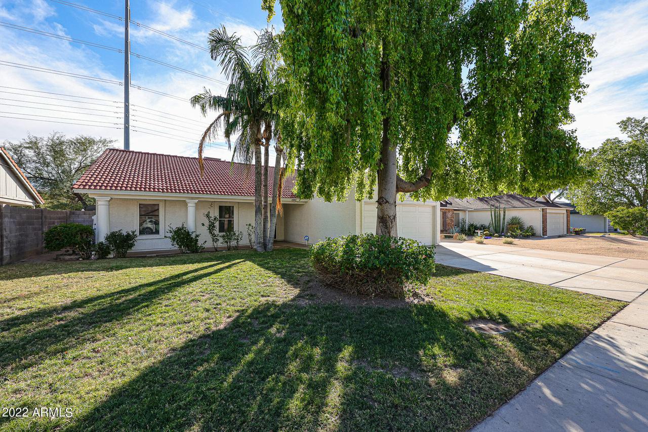 1303 E Rosemonte Dr., Phoenix, AZ 85024