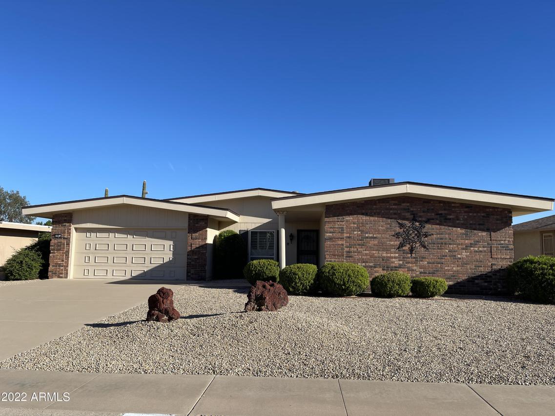 10810 W Willowbrook Dr., Sun City, AZ 85373