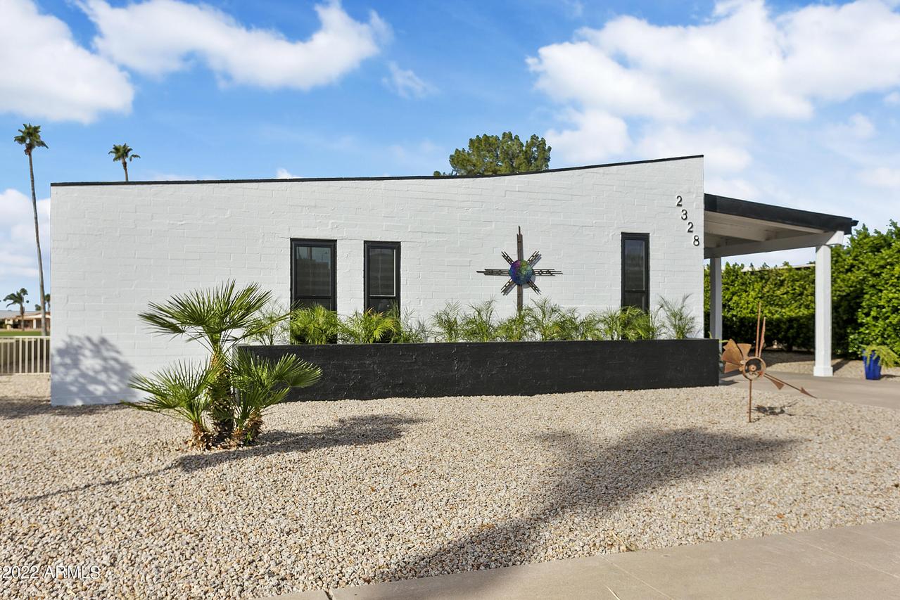 2328 N 56th St., Mesa, AZ 85215