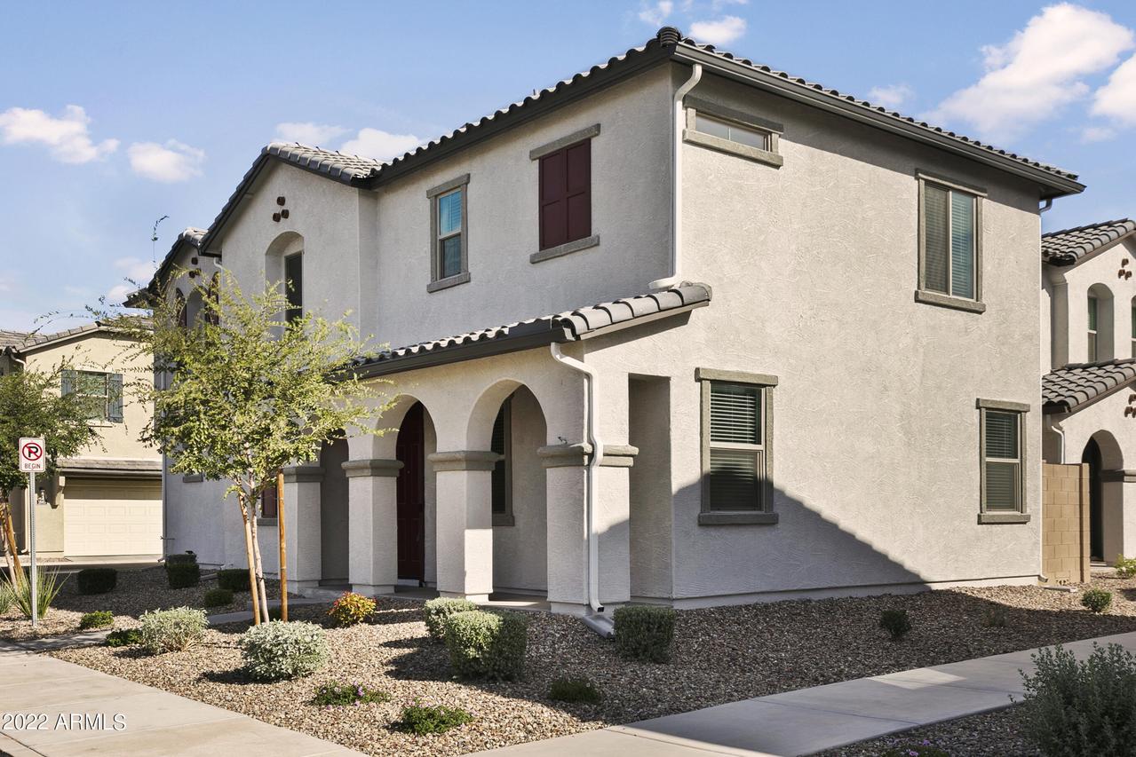 1707 S 82nd Way, Mesa, AZ 85209