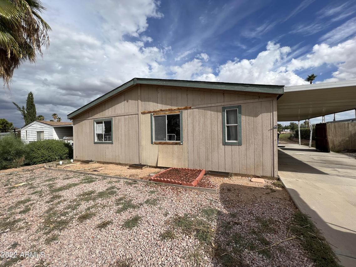 1635 S 77th St., Mesa, AZ 85209