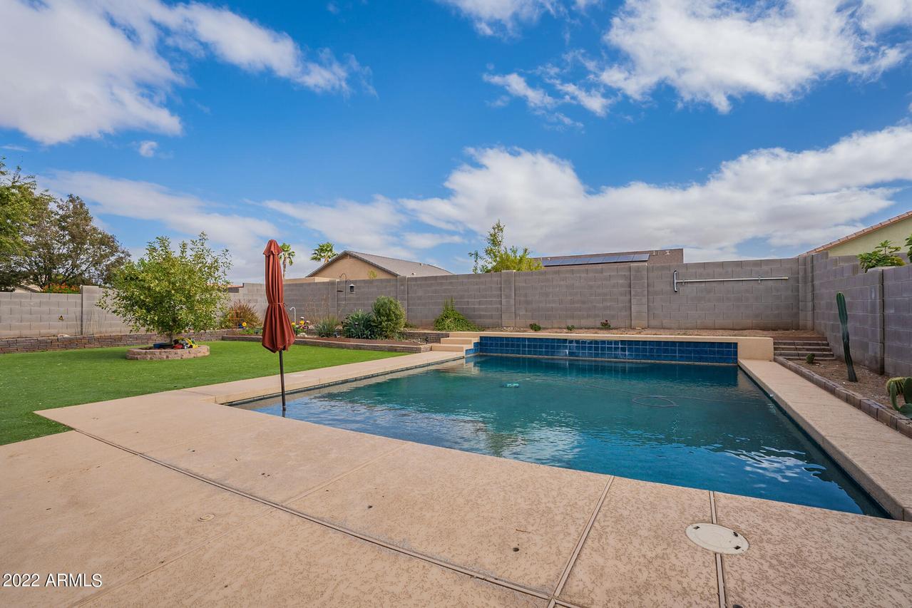 40407 N Orkney Way, San Tan Valley, AZ 85140