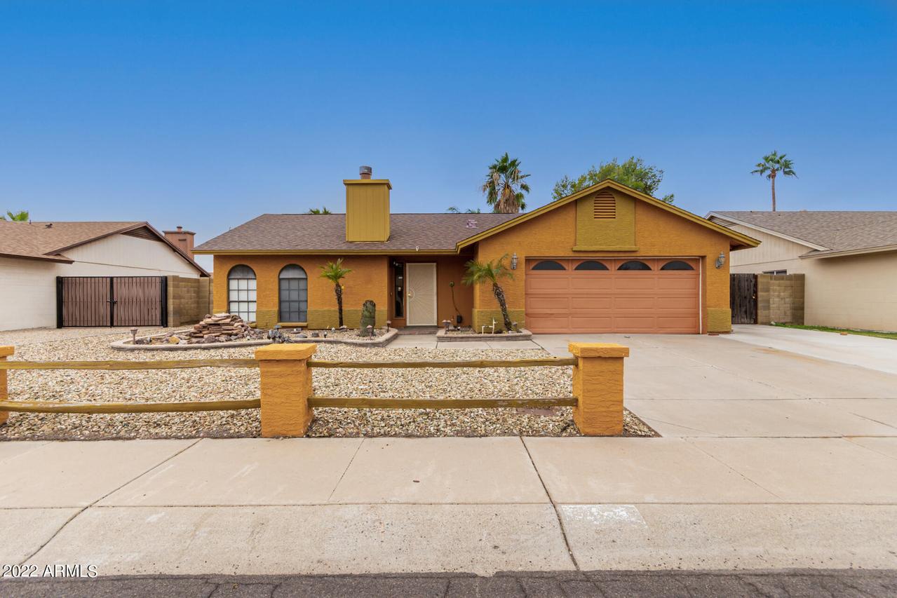 6501 W Caribbean Ln., Glendale, AZ 85306