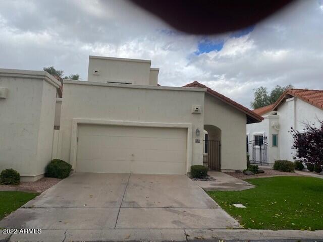 1822 E Ranch Rd., Tempe, AZ 85284