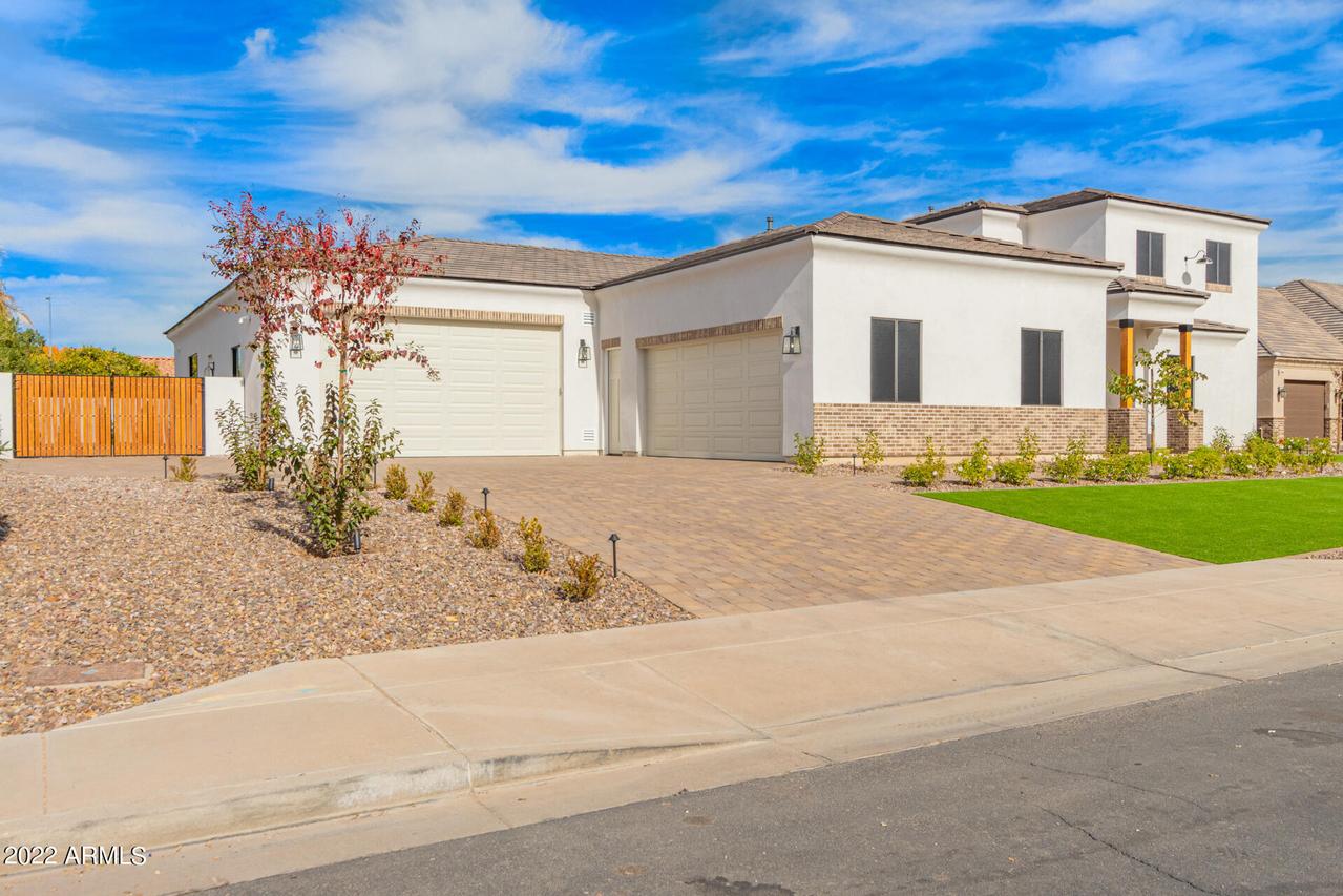 3404 E Dartmouth St., Mesa, AZ 85213