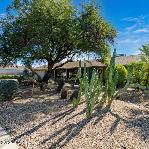 43 E Winged Foot Rd., Phoenix, AZ 85022