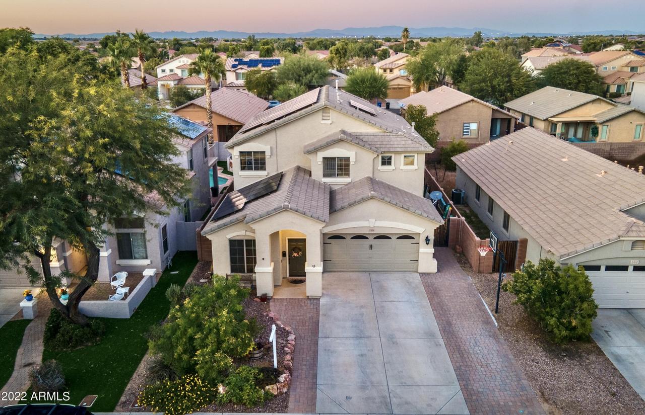 15434 W Shangri La Rd., Surprise, AZ 85379