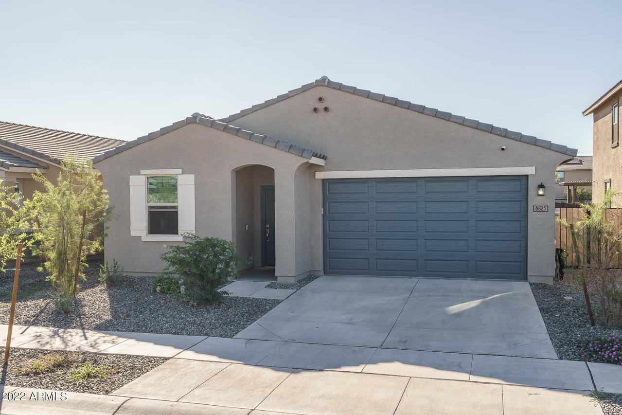 6825 W Southgate Ave., Phoenix, AZ 85043