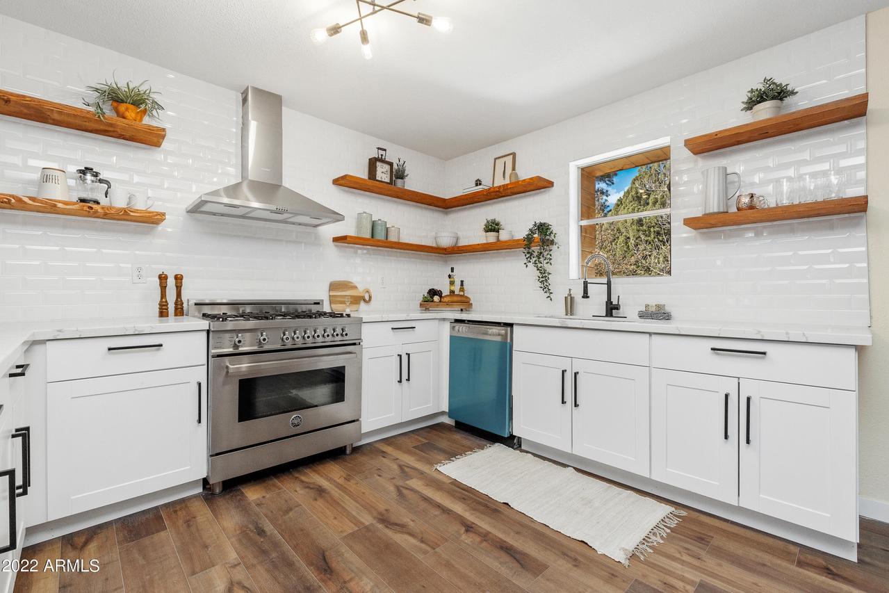 908 Flora St., Prescott, AZ 86305