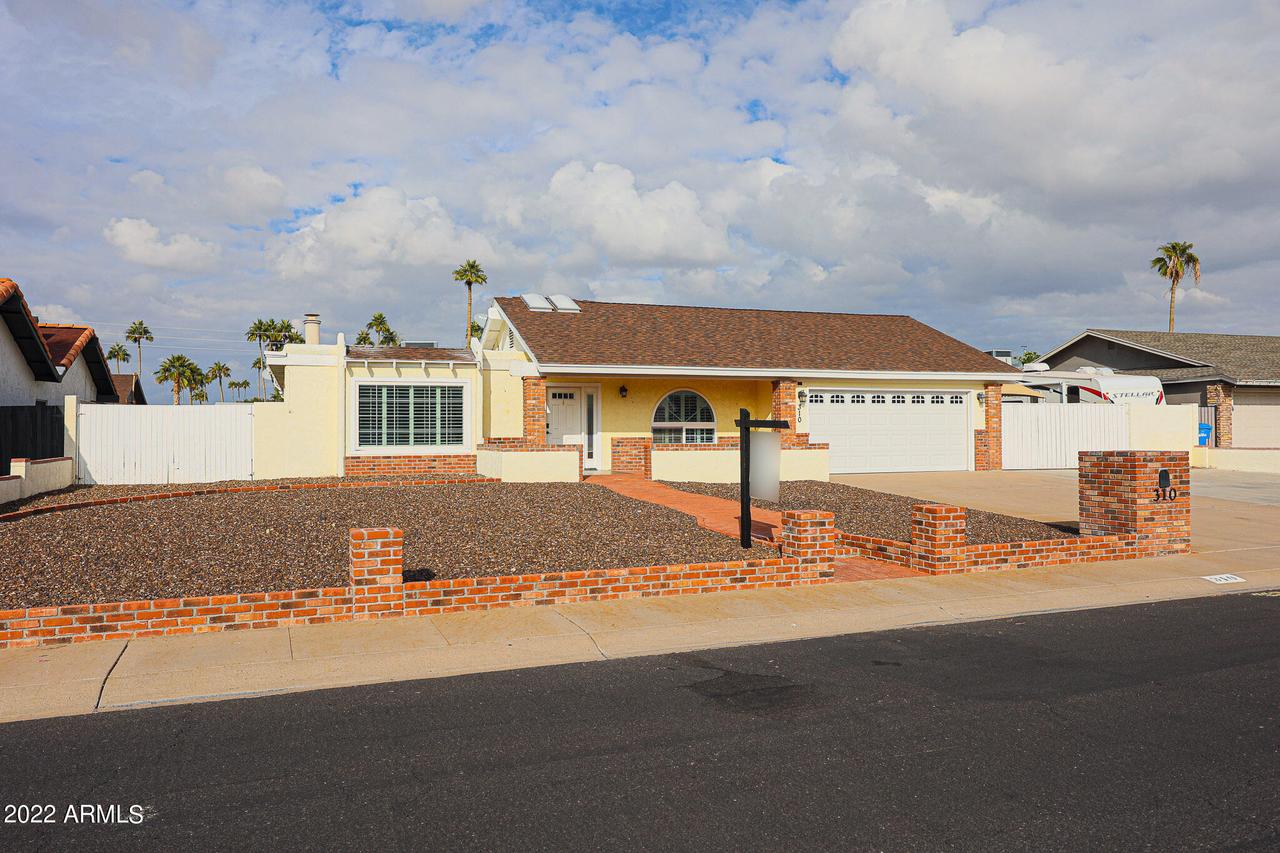 310 E Caribbean Ln., Phoenix, AZ 85022