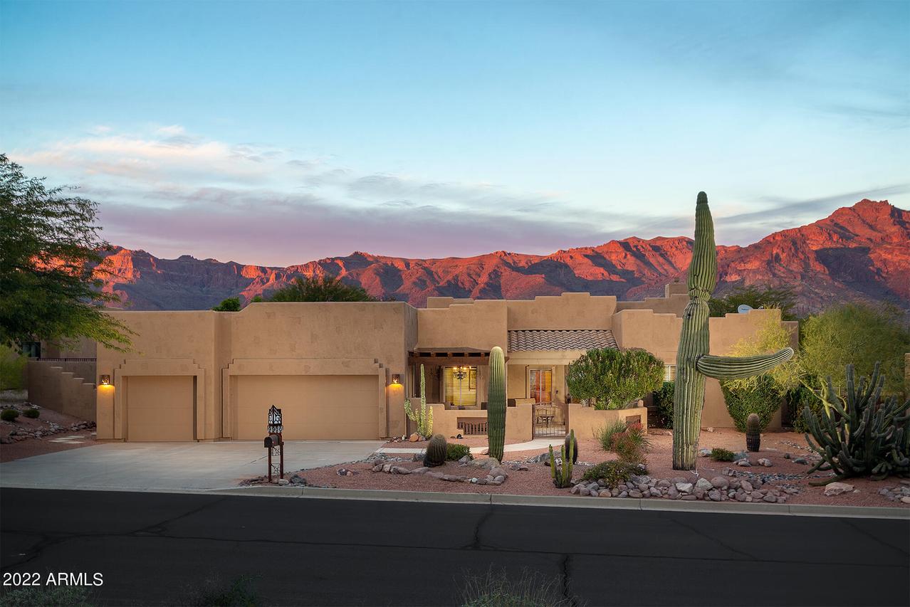 9900 E Little Nugget Way, Gold Canyon, AZ 85118