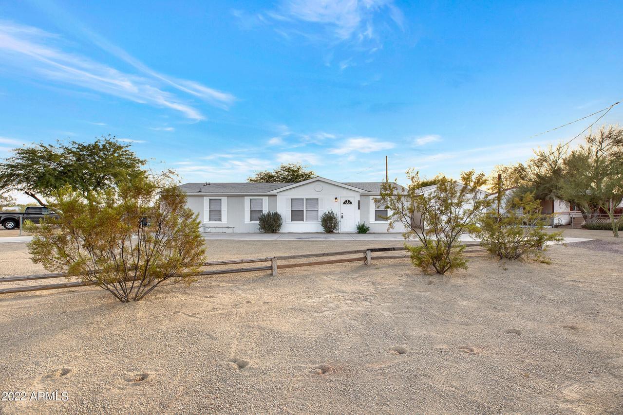 1978 N Desert View Dr., Apache Junction, AZ 85220
