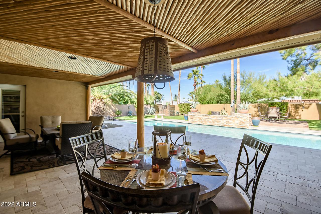 318 E Sharon Ave., Phoenix, AZ 85022