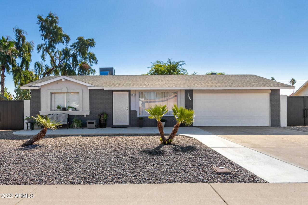 10603 W Lawrence Ln., Peoria, AZ 85345