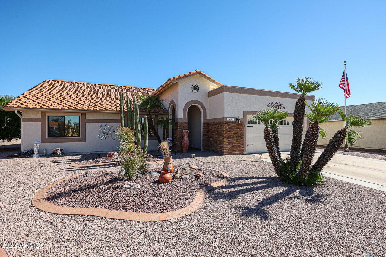2128 Leisure World, Mesa, AZ 85206