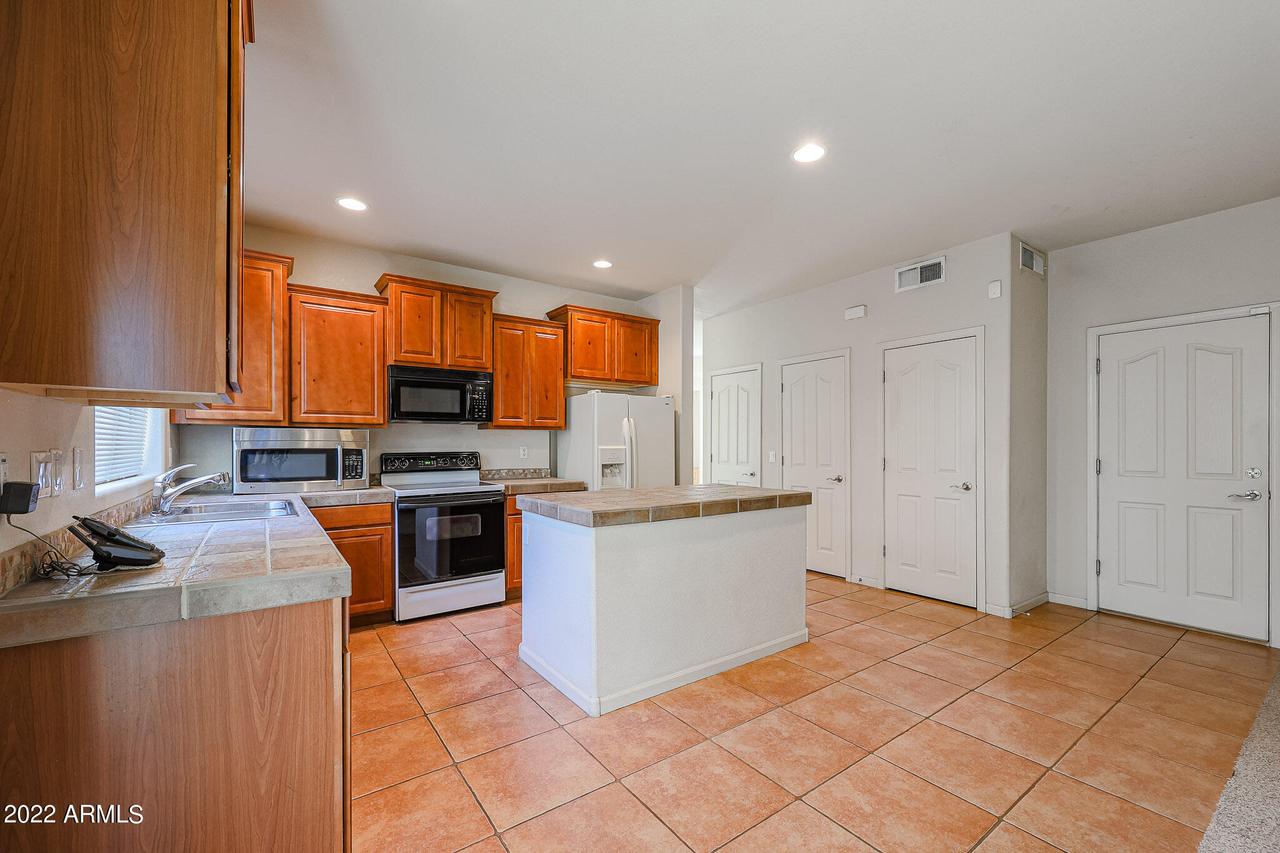 13553 W Cypress St., Goodyear, AZ 85395
