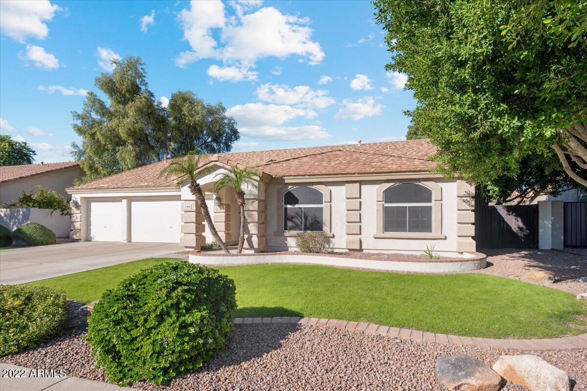 7966 W Acapulco Ln., Peoria, AZ 85381