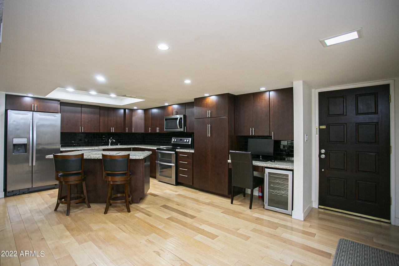 7820 E Camelback Rd. #106, Scottsdale, AZ 85251