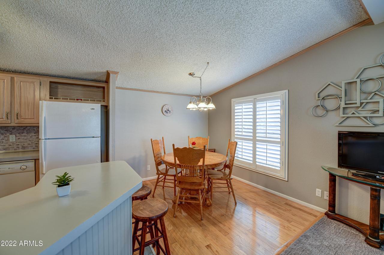 40541 N Eagle St., San Tan Valley, AZ 85140