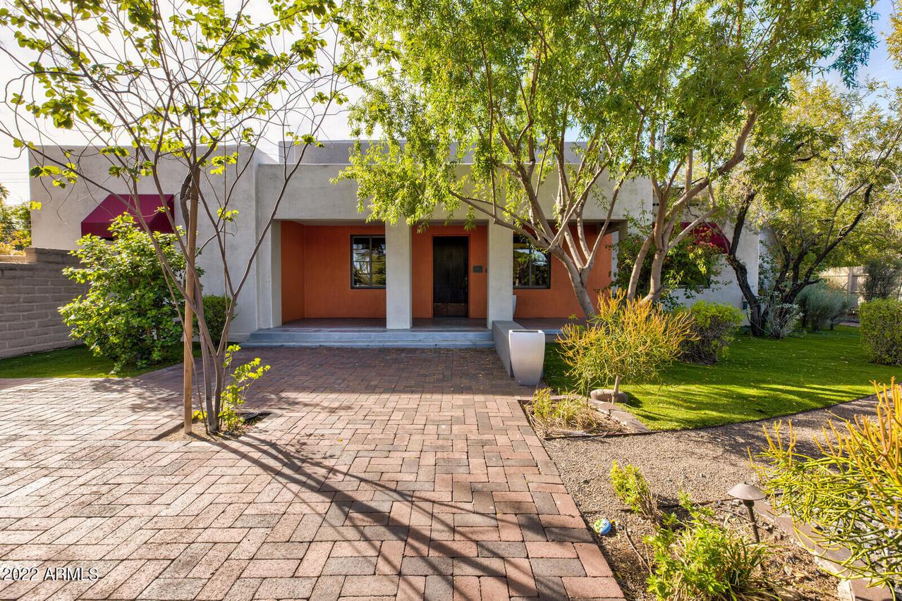 702 W Monte Vista Rd., Phoenix, AZ 85007