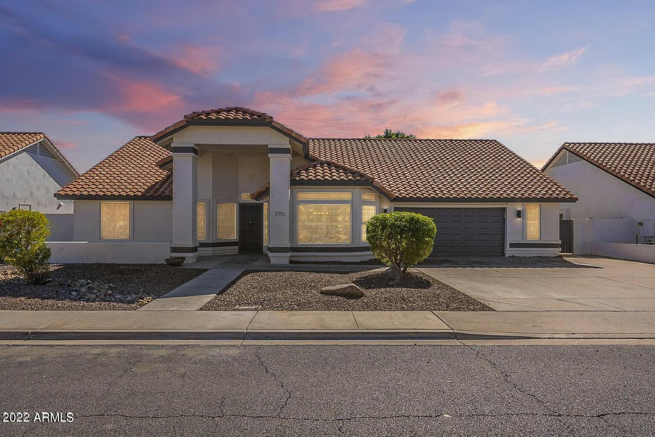 2913 E Mallory St., Mesa, AZ 85213