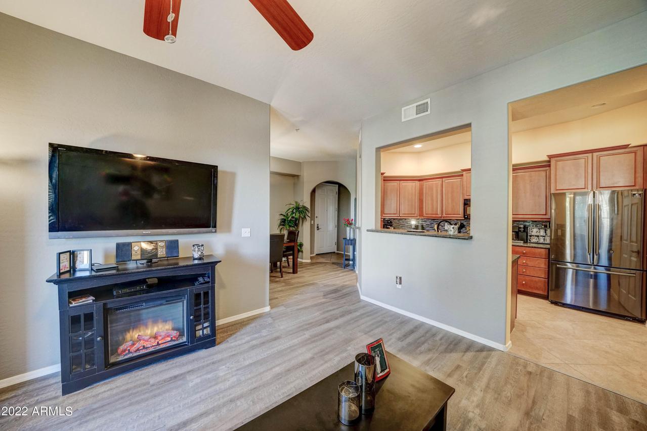 14575 W Mountain View Blvd. #10201, Surprise, AZ 85374