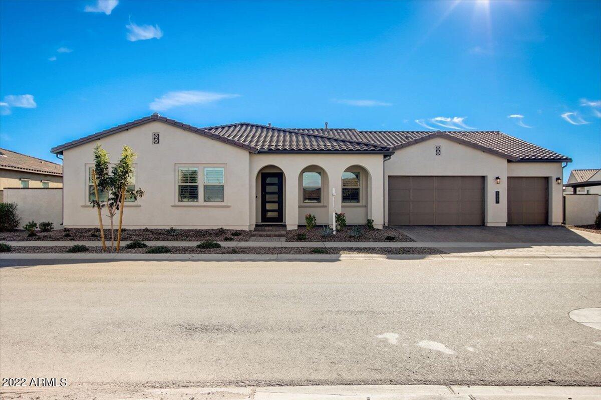 5457 S Benton, Mesa, AZ 85212