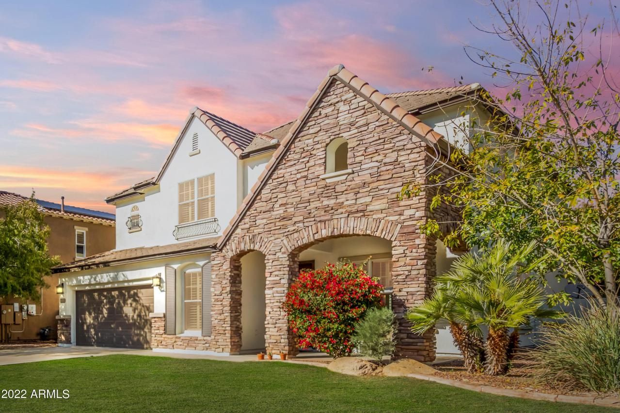 2144 E Honeysuckle Pl., Chandler, AZ 85286