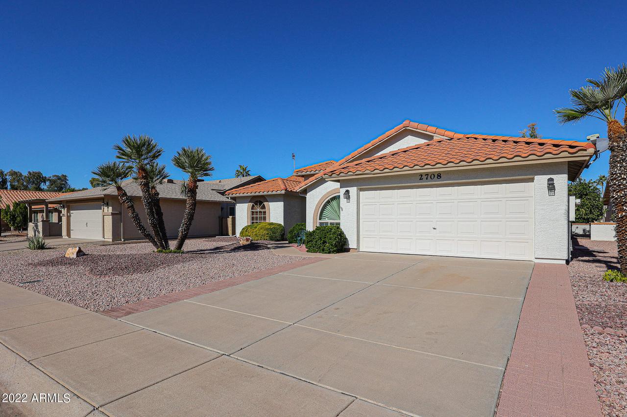 2708 Leisure World, Mesa, AZ 85206