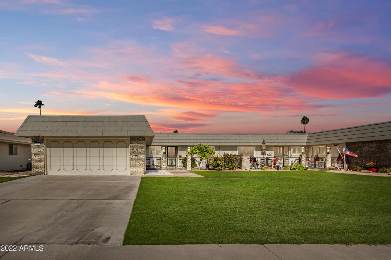 9622 W Greenway Rd., Sun City, AZ 85351