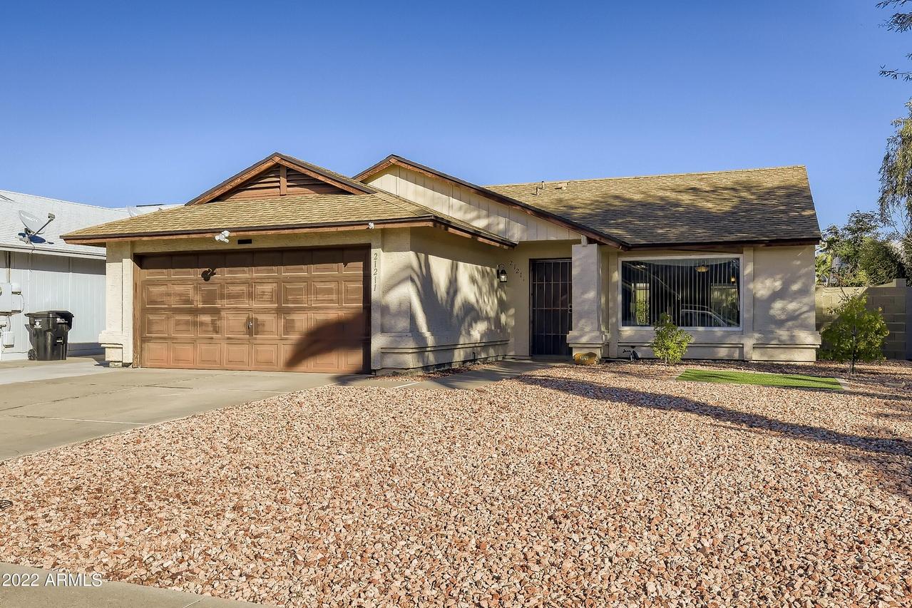 21211 N 34th Dr., Phoenix, AZ 85027