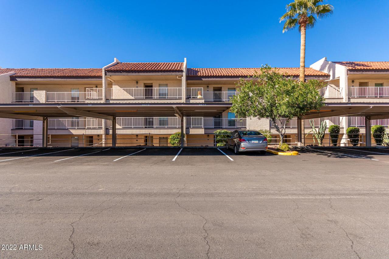 11048 N 28th Dr. #145, Phoenix, AZ 85029