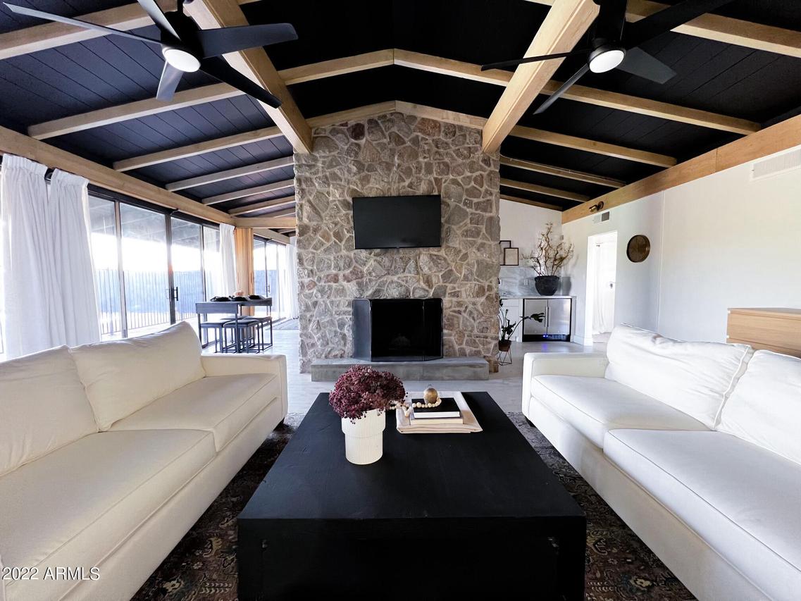 399 N Washington St., Chandler, AZ 85225