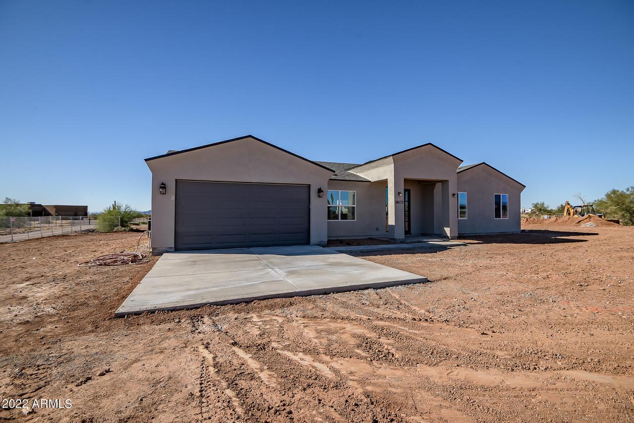 38032 N 251st Ave., Morristown, AZ 85342