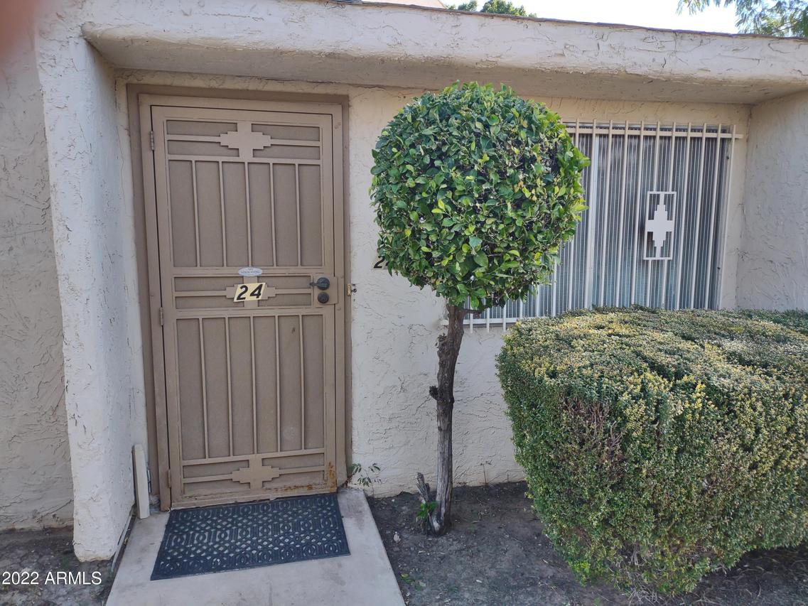 944 S Valencia St. #24, Mesa, AZ 85202