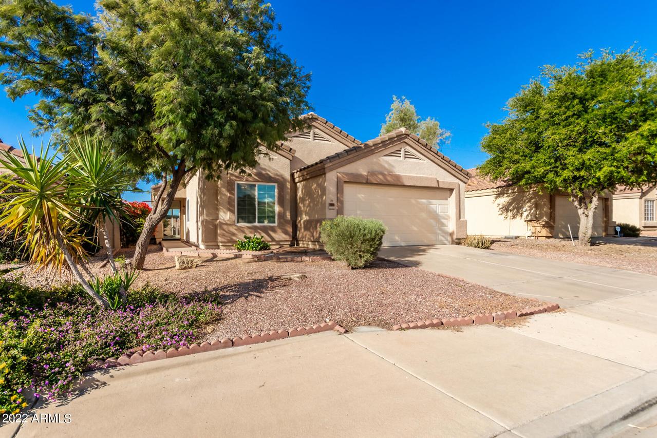 948 S Wildrose, Mesa, AZ 85208