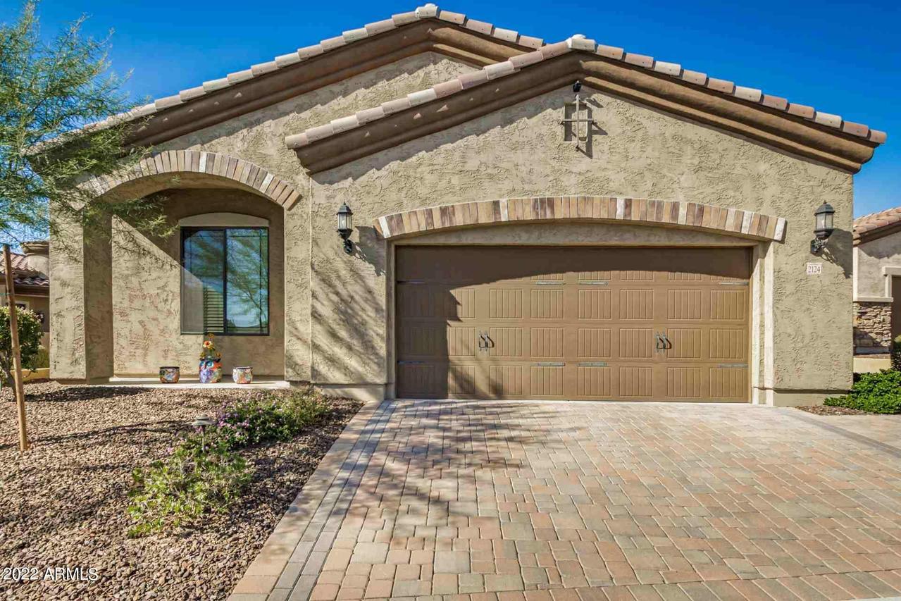 2124 N 88th St., Mesa, AZ 85207