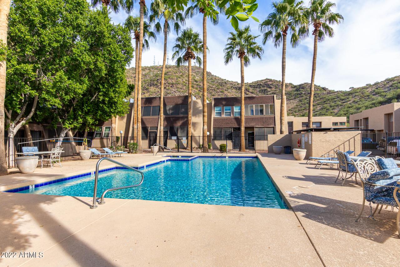 1601 W Sunnyside Dr. #154, Phoenix, AZ 85029