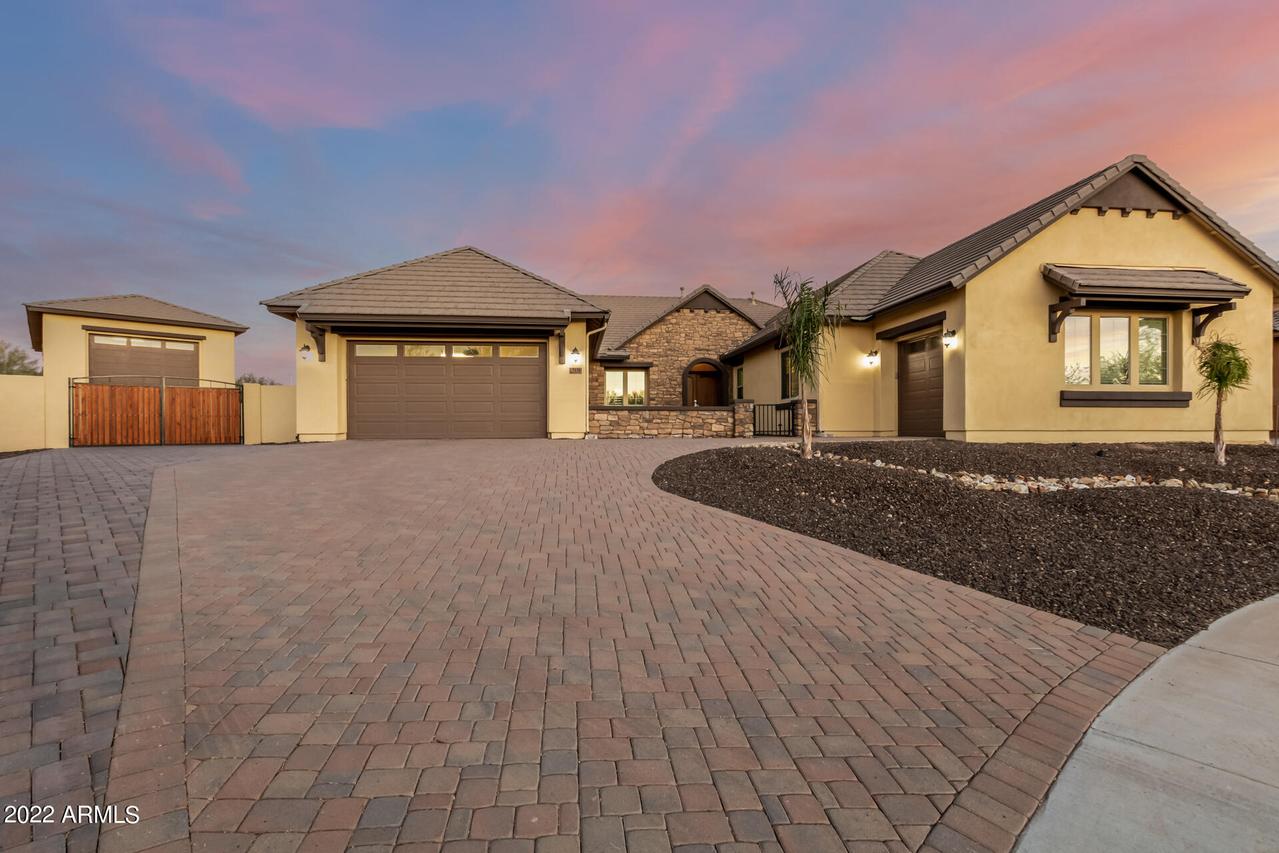 7130 W Rowel Rd., Peoria, AZ 85383
