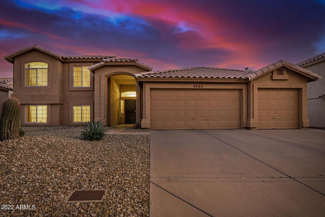 2425 E Rockledge Rd., Phoenix, AZ 85048