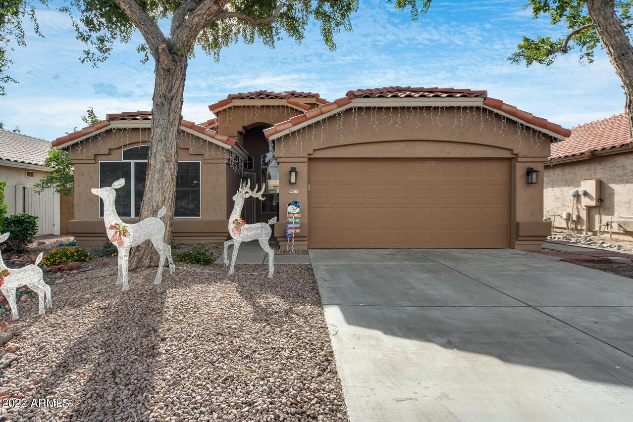 9837 W Pontiac Dr., Peoria, AZ 85382