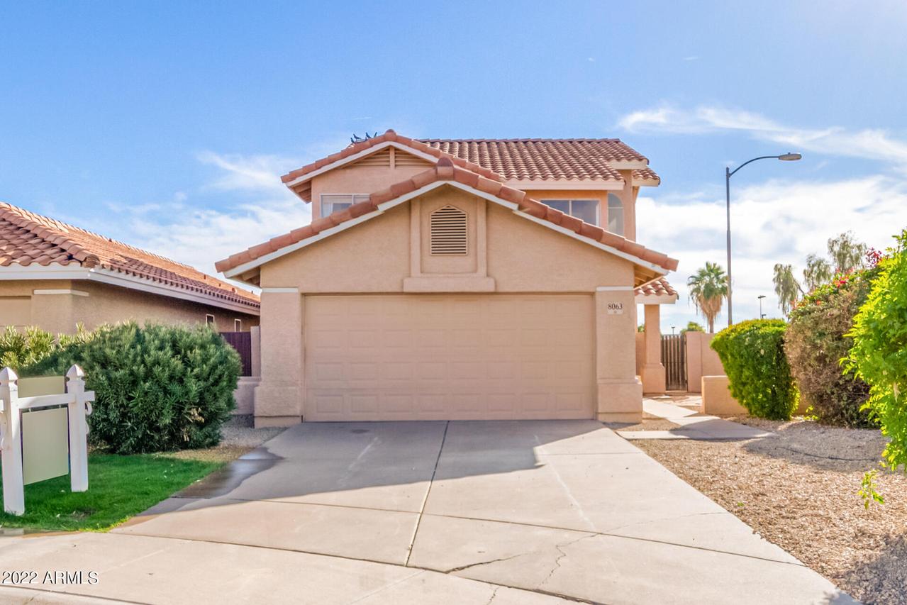 8063 W Laurel Ln., Peoria, AZ 85345